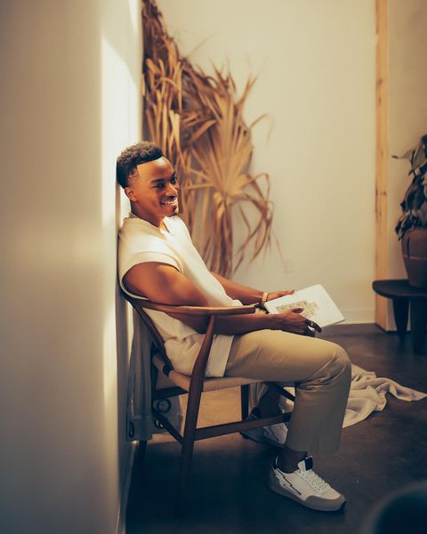 jonathan1.jpg (32 KB)